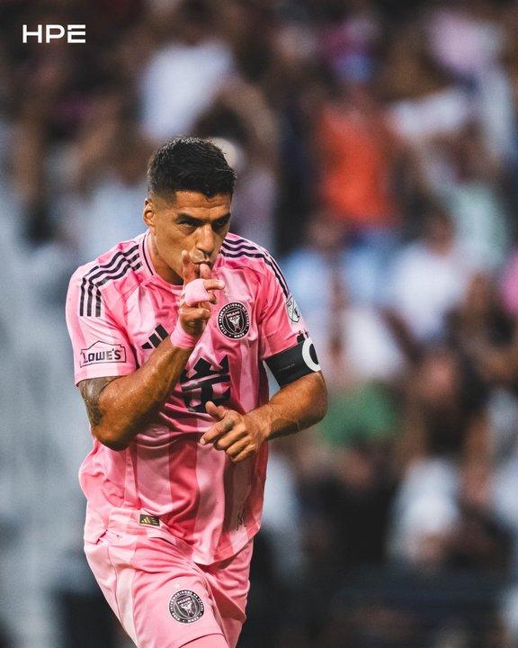 Sin Messi ni De Paul y pese a un insoacutelito blooper de su arquero Inter Miami ganoacute en el reinicio de la MLS