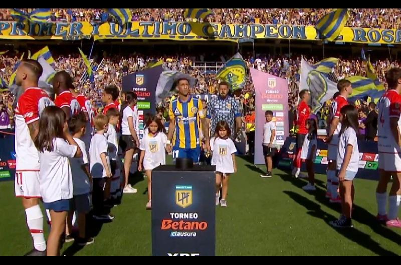 Tras la poleacutemica con Estudiantes hoy Rosario Central deberaacute hacerle el pasillo de campeoacuten a Belgrano