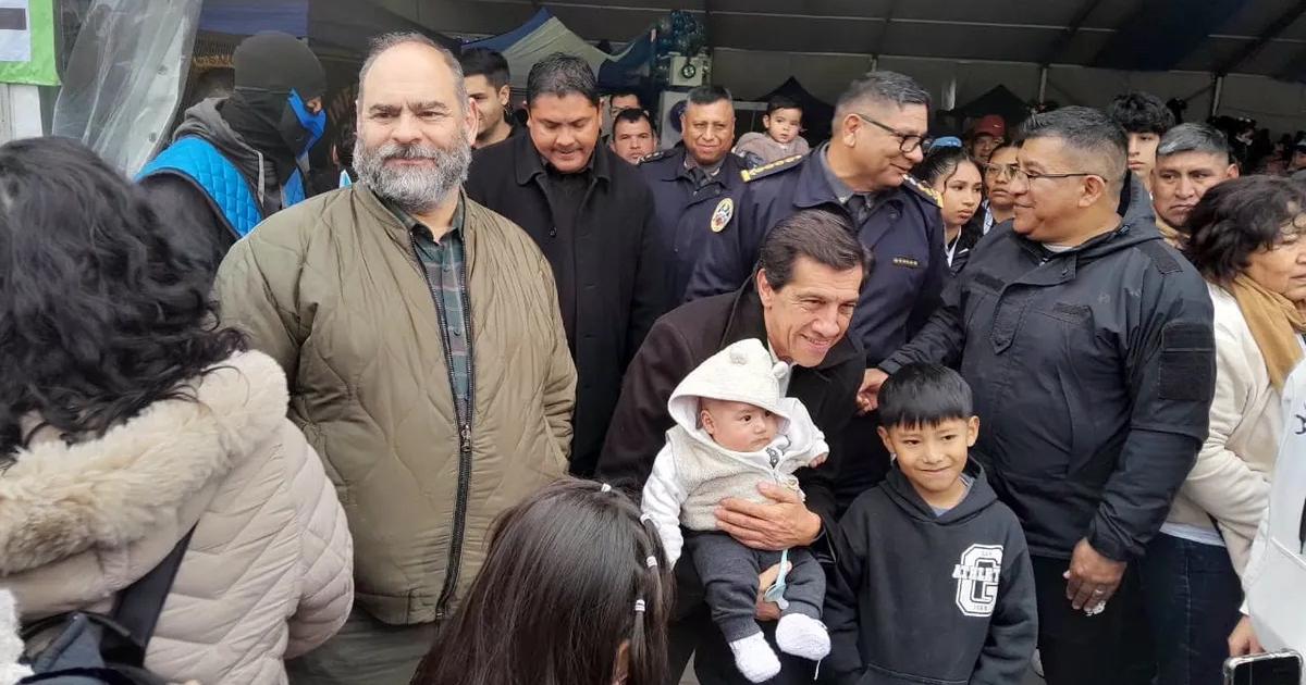 Carlos Sadir destacoacute el valor y el trabajo de la fuerza policial