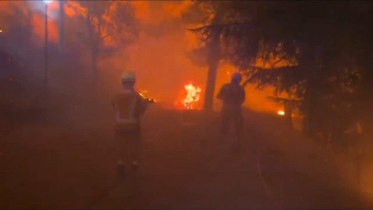 Maacutes de 300000 evacuados por incendios en Espantildea y Francia- despliegan el A400M con kit antiincendios