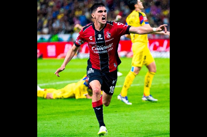 Del prete se convertiraacute en la segunda incorporacioacuten de San Lorenzo