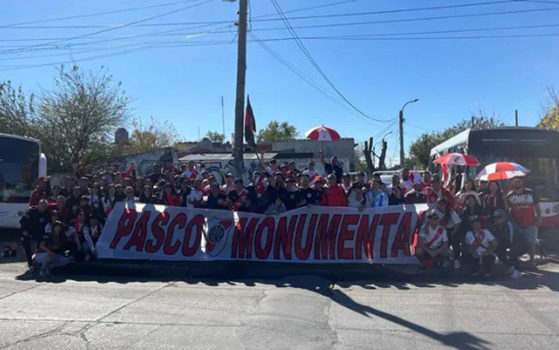 Emboscada a simpatizantes de River en Quilmes- tres heridos de bala 