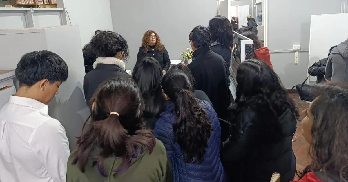 El Registro Civil abre sus puertas y su historia a establecimientos educativos