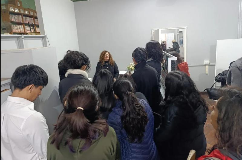 El Registro Civil abre sus puertas y su historia a establecimientos educativos
