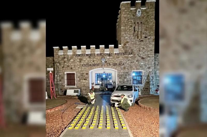  Intentoacute ingresar maacutes de 100 kilos de cocaiacutena en camioneta por La Quiaca