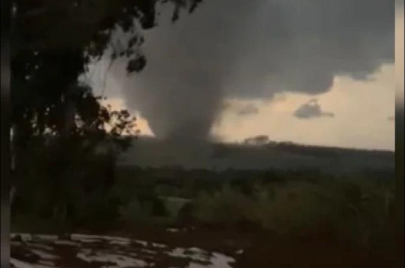 Brasil- un tornado causoacute destrozos en varias localidades de Rio Grande do Sul