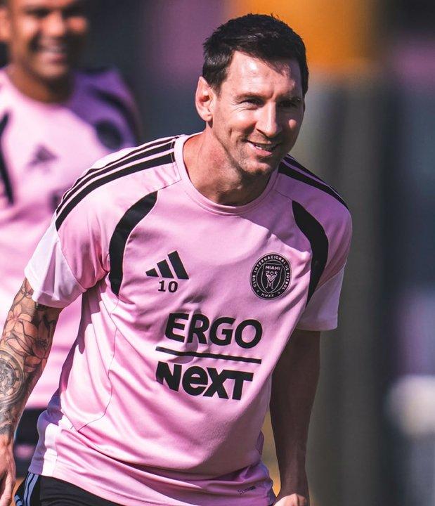 Diez diacuteas despueacutes de la final del Mundial 2026 Messi volvioacute a entrenarse con el Inter Miami