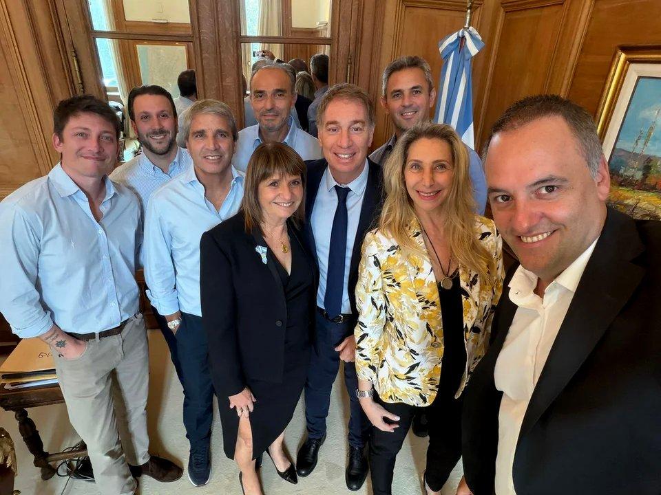 La sobreactuacioacuten de Diego Santilli con la Vicepresidente