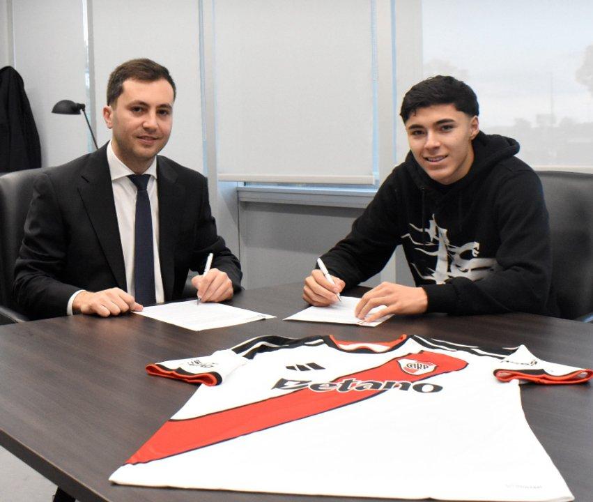 River presentoacute oficialmente a su uacuteltimo refuerzo
