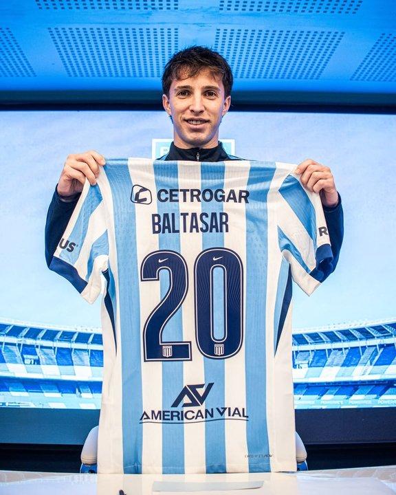 Racing- renovoacute su contrato hace dos semanas y ahora presiona para irse del club