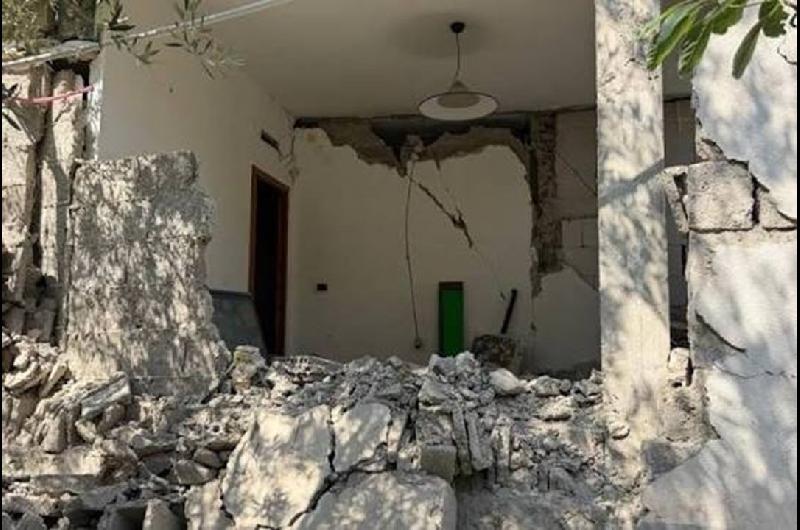 Terremoto en el sur de Italia- paacutenico en Naacutepoles heridos y evacuaciones masivas