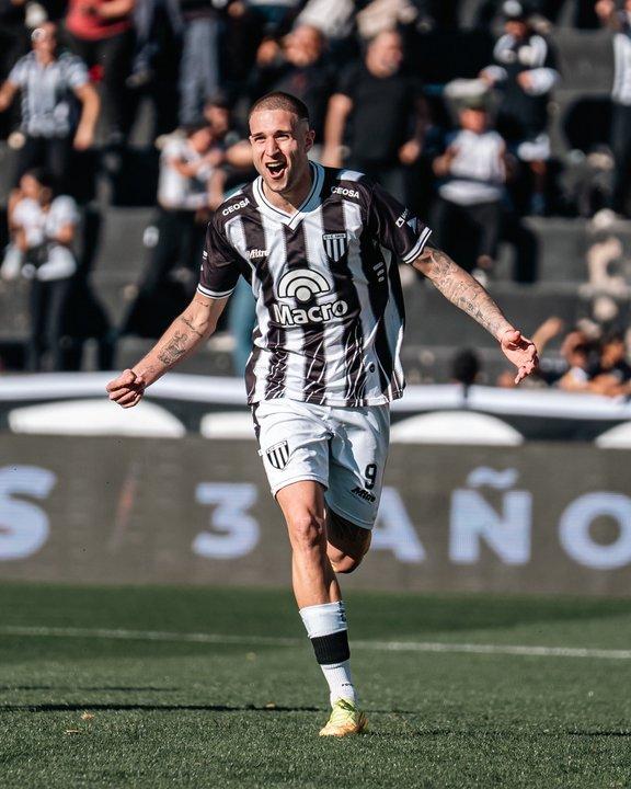 Gimnasia de Mendoza derrotoacute a Unioacuten de Santa Fe en la tercera fecha del Torneo Clausura