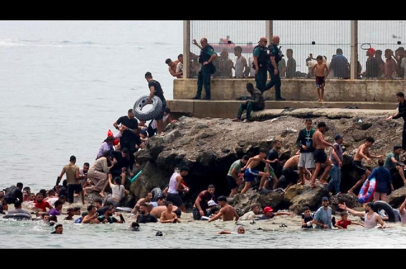 Ceuta- muerte incidentes y grieta geopoliacutetica entre las consecuencias de un fenoacutemeno recurrente
