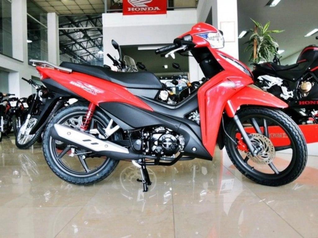 La venta de motos 0 km crecioacute 304-en-porciento- en julio y superoacute las 500000 unidades en lo que va del antildeo