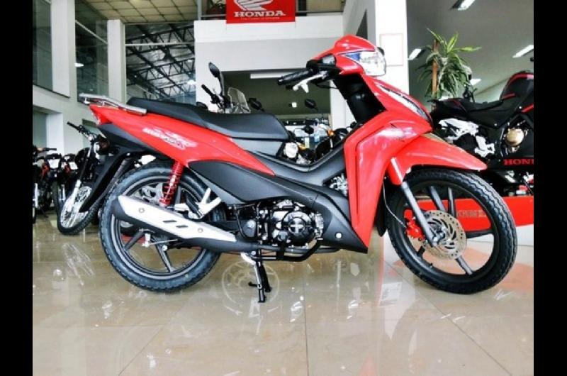 La venta de motos 0 km crecioacute 304-en-porciento- en julio y superoacute las 500000 unidades en lo que va del antildeo