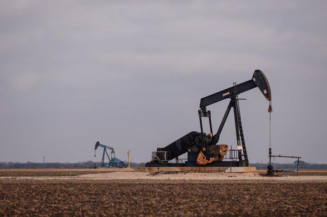 El petroacuteleo cae hasta 7-en-porciento- tras anuncio de nuevas negociaciones entre Estados Unidos e Iraacuten