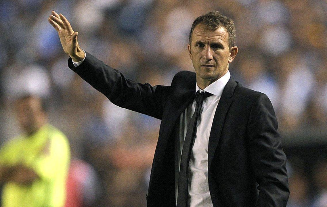 La reaccioacuten y el insulto al aire de Arruabarrena tras el empate de Newelllsquos ante Boca