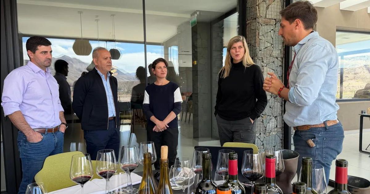 Reconocidas sommeliers de prestigio internacional recorrieron bodegas jujentildeas