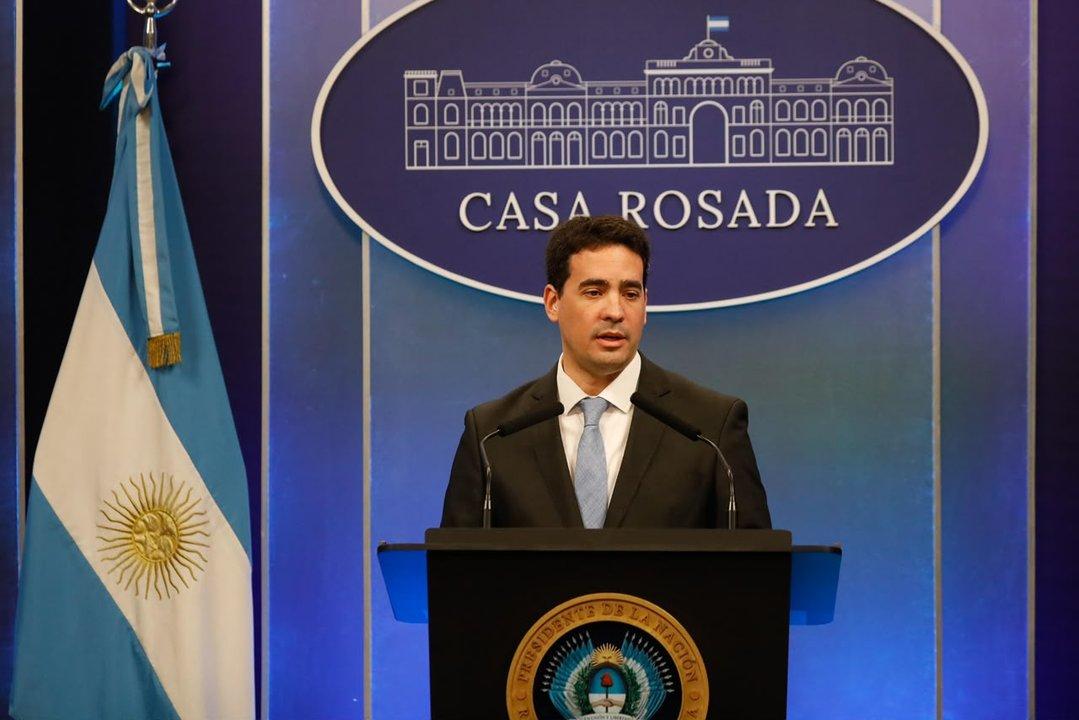 Ravier afirmoacute que el Gobierno aplicaraacute sanciones por el paro portuario