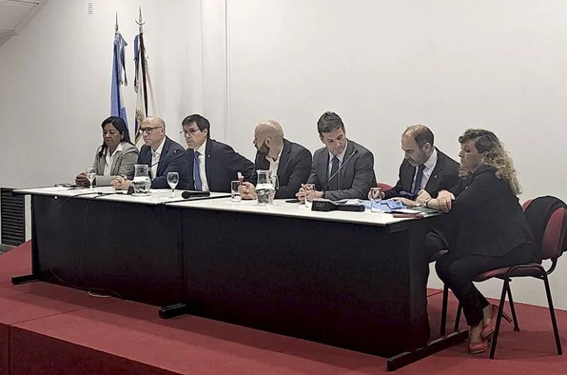 El ministro Cardozo presentoacute el nuevo Sistema de Administracioacuten Financiera