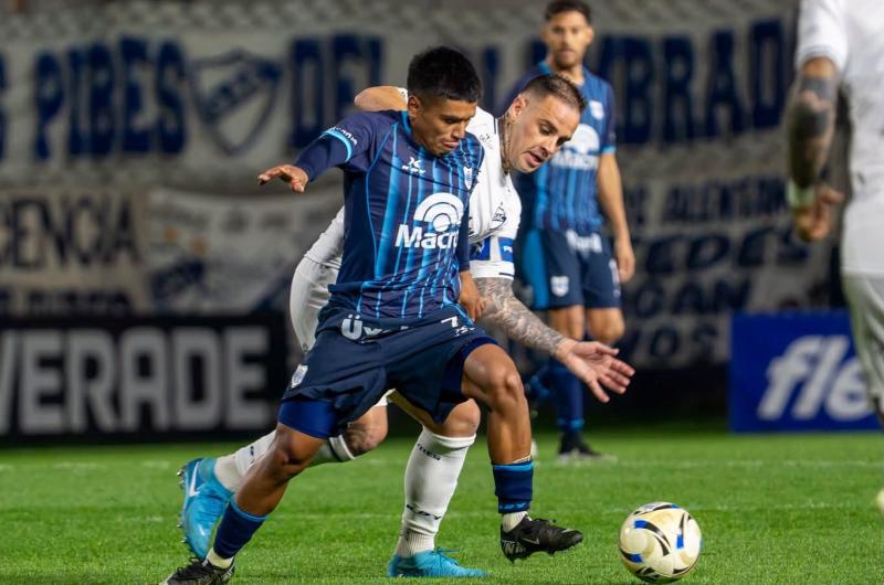 Gimnasia perdioacute ante Quilmes 2 a 0 como visitante