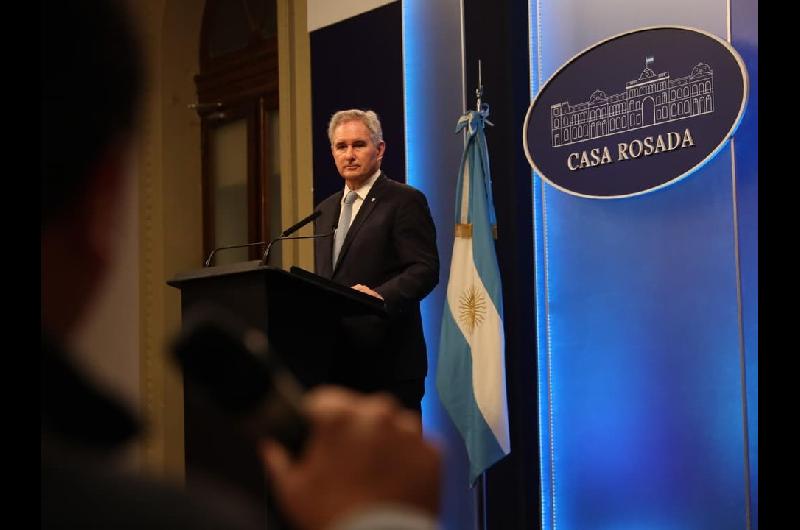 El Gobierno asegura que no hubo contacto de Brasil y descarta modificaciones operativas en el viacutenculo