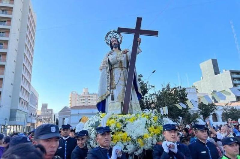 La Ciudad dio su muestrade fe al Santiacutesimo Salvador