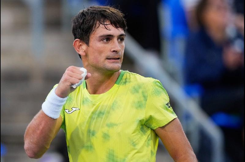 Mariano Navone va por un lugar en los octavos de final del Masters de Canadaacute