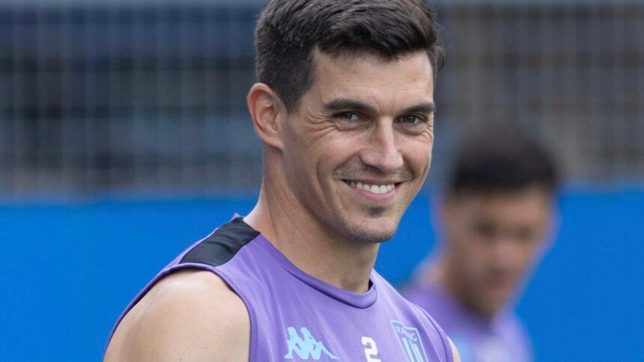 El otro container- los jugadores que se quieren ir y que estaacuten colgados en Racing