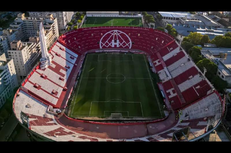 iquestVuelve a la cancha de Huracaacuten El estadio donde jugariacutea Boca ante Veacutelez y Recoleta
