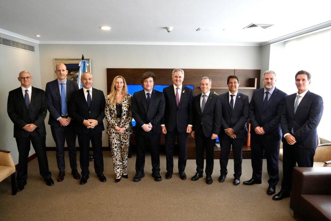 Argentina y Ecuador firmaron un acuerdo comercial para impulsar las exportaciones automotrices
