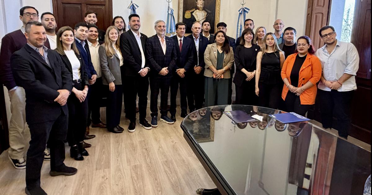 El gobernador Carlos Sadir recibioacute a la mesa nacional de Came Joven
