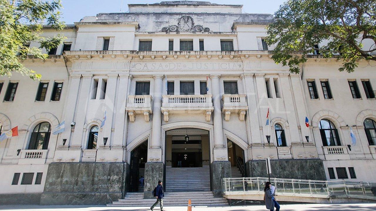 Con fallo dividido la Corte Suprema de Santa Fe declaroacute ilegal el tope a las jubilaciones de privilegio