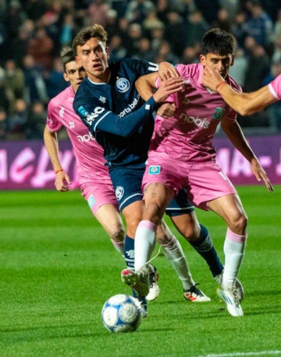 Independiente Rivadavia le ganoacute a Estudiantes de Riacuteo Cuarto y sigue cerca de la punta del Torneo Clausura 2026