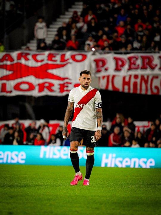 Nicolaacutes Otamendi- ldquoNo nos estaacuten cobrando las chiquitasrdquo