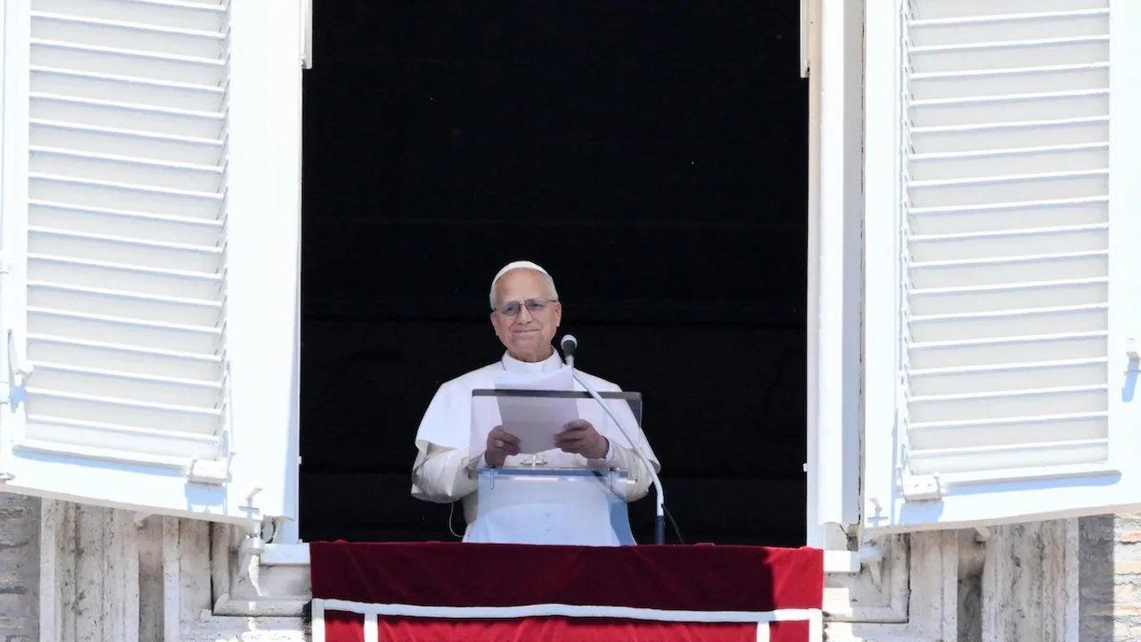El papa Leoacuten XIV exigioacute detener los ataques contra la poblacioacuten civil en Ucrania y Rusia