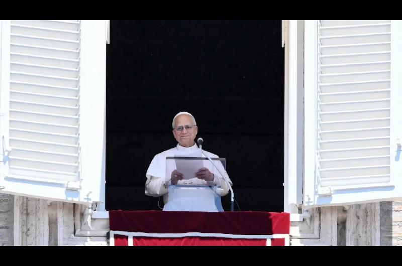 El papa Leoacuten XIV exigioacute detener los ataques contra la poblacioacuten civil en Ucrania y Rusia