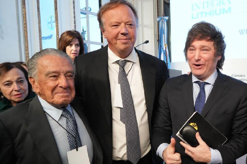 Concesioacuten de Aeropuertos- Javier Milei debe resolver un conflicto con Eduardo Eurnekian