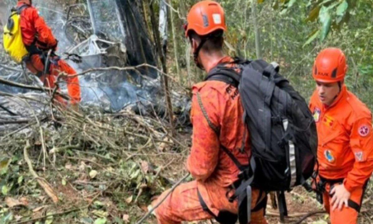 Tragedia en Riacuteo de Janeiro- un viaje familiar de 15 antildeos terminoacute con cuatro muertos al caer un helicoacuteptero