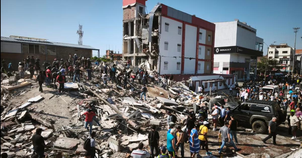 Potente terremoto en Colombia provocoacute al menos 111 muertos 