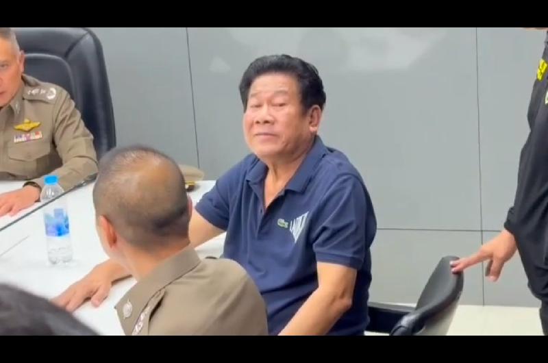 Un exdiputado matoacute a un funcionario en Tailandia y lo confesoacute en vivo por TV
