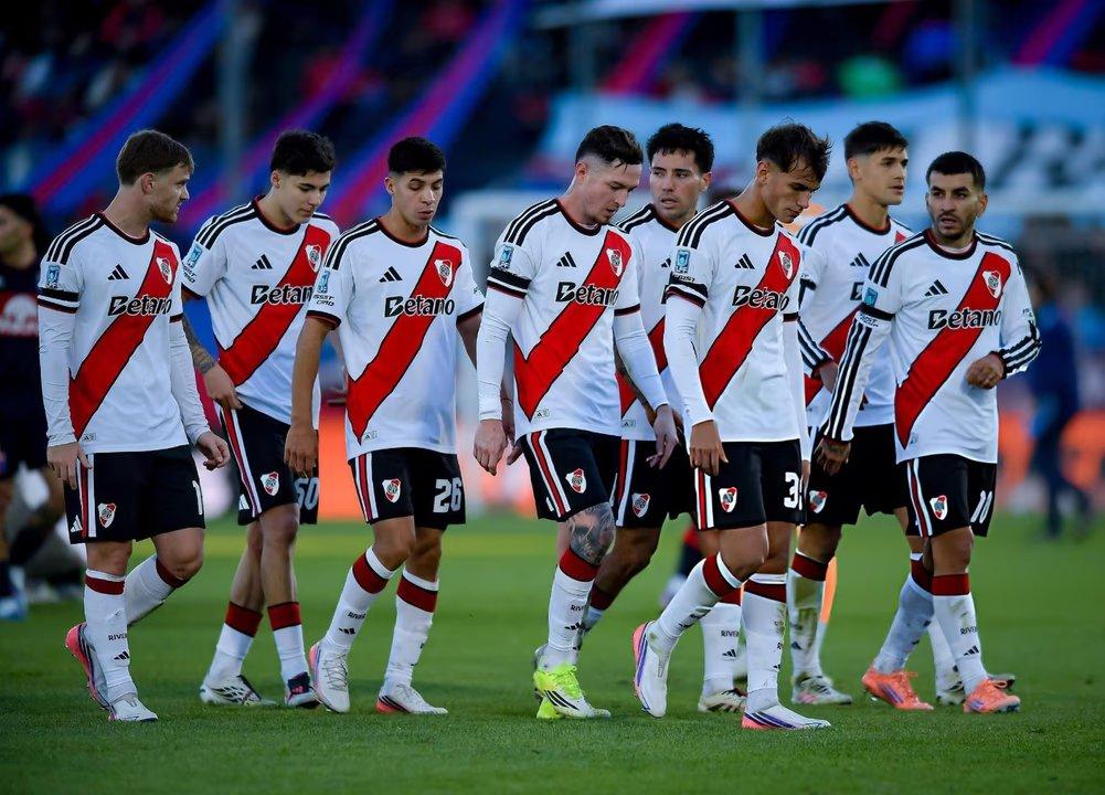 Tras el terremoto en Colombia se suspendioacute el partido entre River e Independiente Santa Fe por la Copa Sudamericana