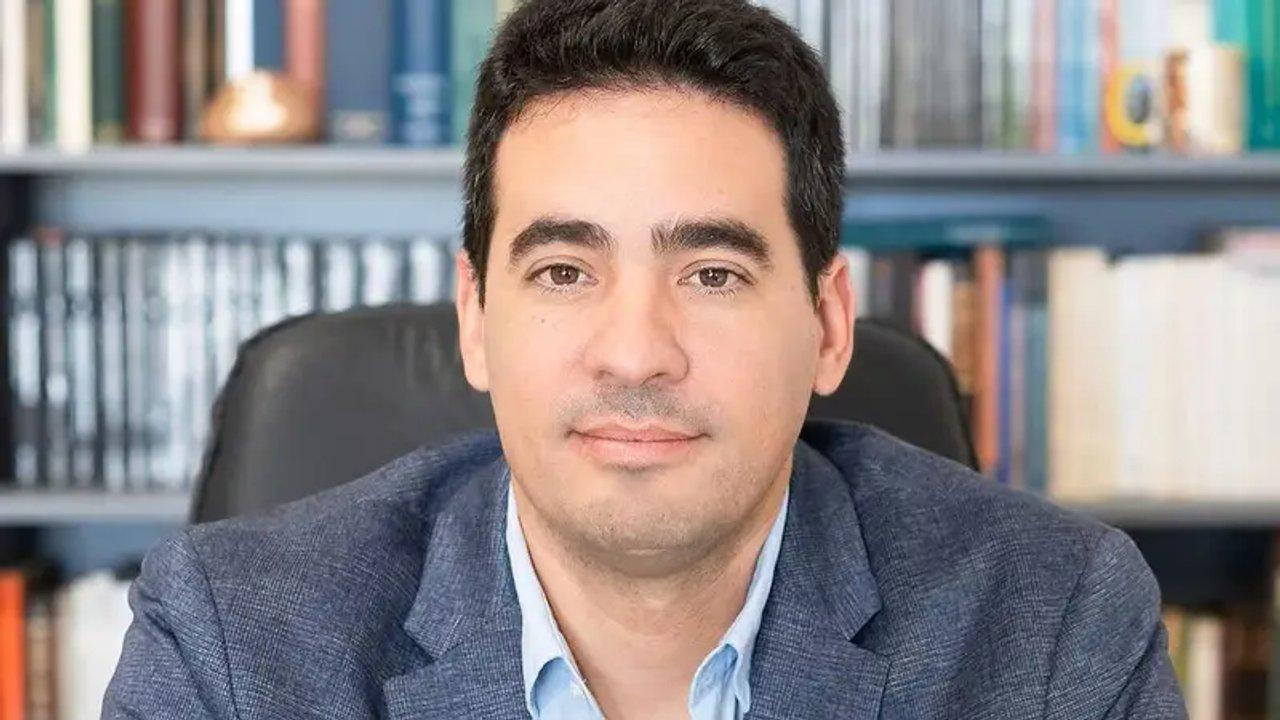 Poleacutemica- el vocero presidencial admitioacute que el Gobierno desvioacute fondos para maquillar el ldquoequilibrio fiscalrdquo