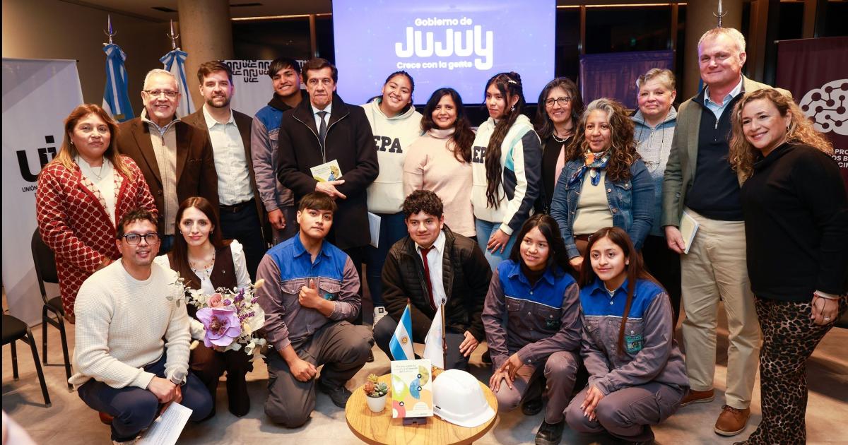 Continuacutea la Feria del Libro Jujuy con amplia agenda de actividades