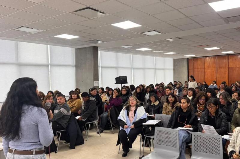 Los docentes trabajan con los datos de la prueba Aprender del antildeo pasado