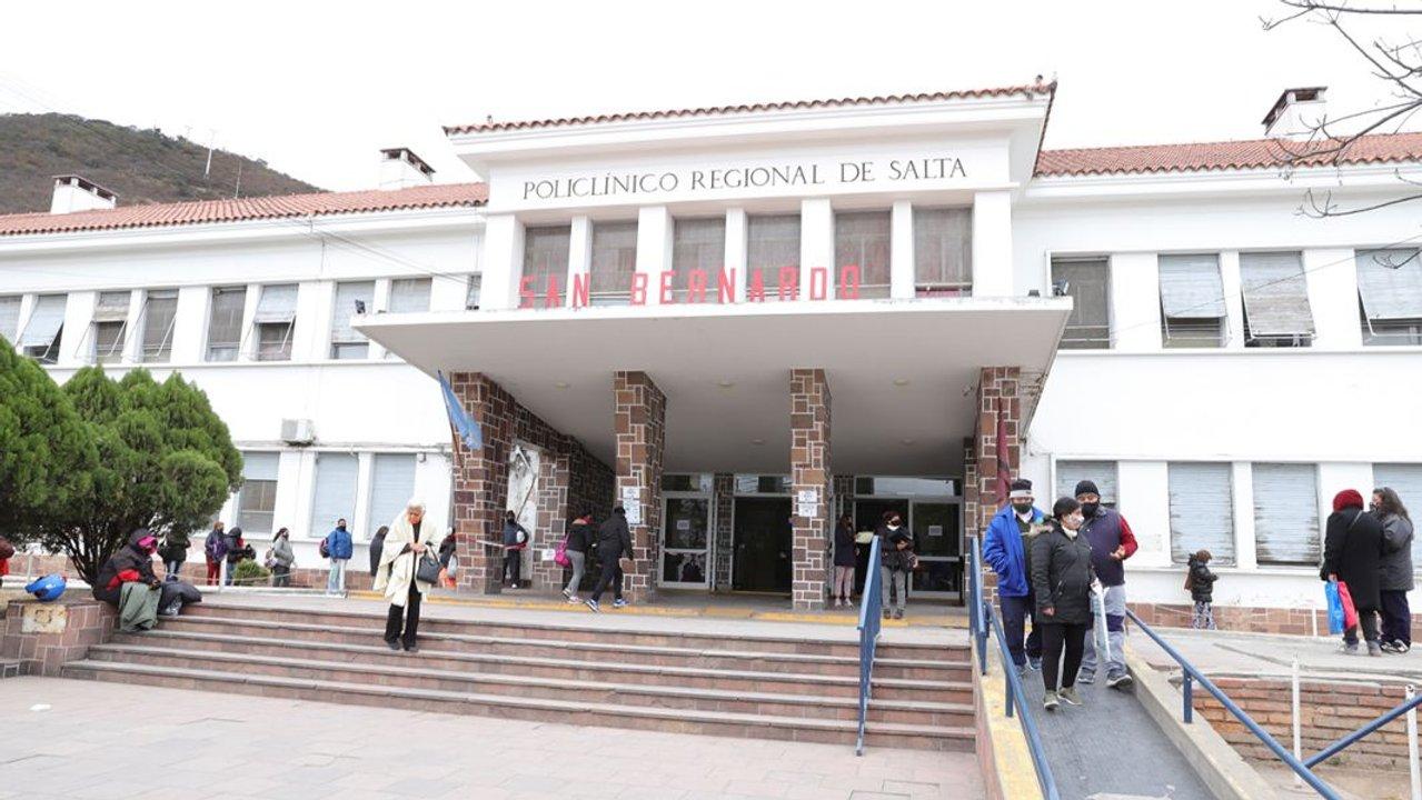 Salta redujo la atencioacuten de extranjeros tras implementar el cobro de servicios de salud