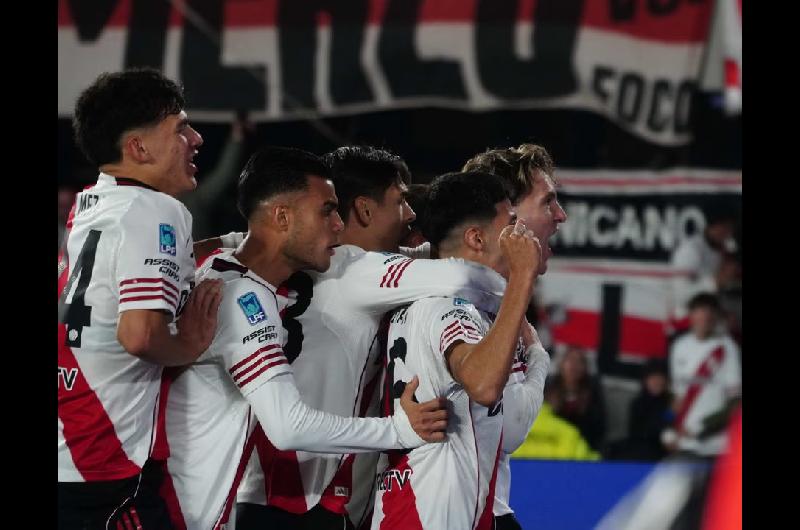 Conmebol confirmoacute las nuevas fechas para River vs Independiente Santa Fe- cuaacutendo juegan por la Copa Sudamericana