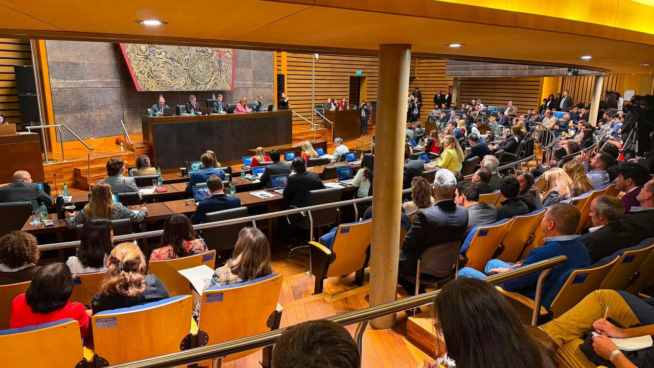 Misiones- la ausencia de Rovira y el desembarco de 30 intendentes exponen el nuevo mapa de poder