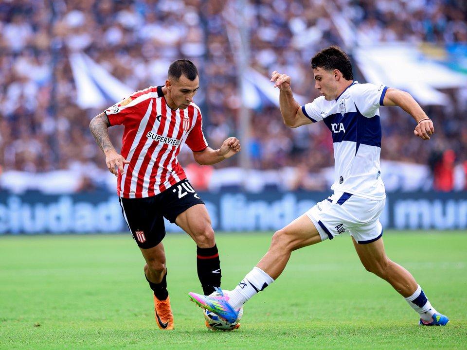 Estudiantes de la Plata busca levantar cabeza ante un Gimnasia LP en racha en una nueva edicioacuten del claacutesico platense