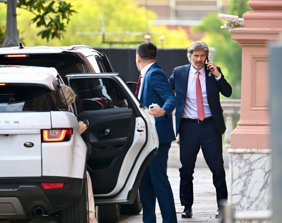Una encuesta reveloacute que algunos ministros tienen mayor imagen negativa que Adorni